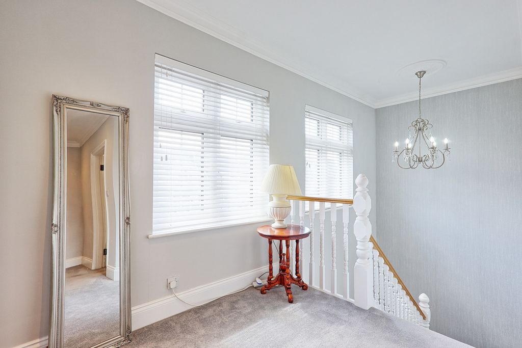 Additional image 31 of 6 bed detached house for saleErnest Road, Emerson Park RM11