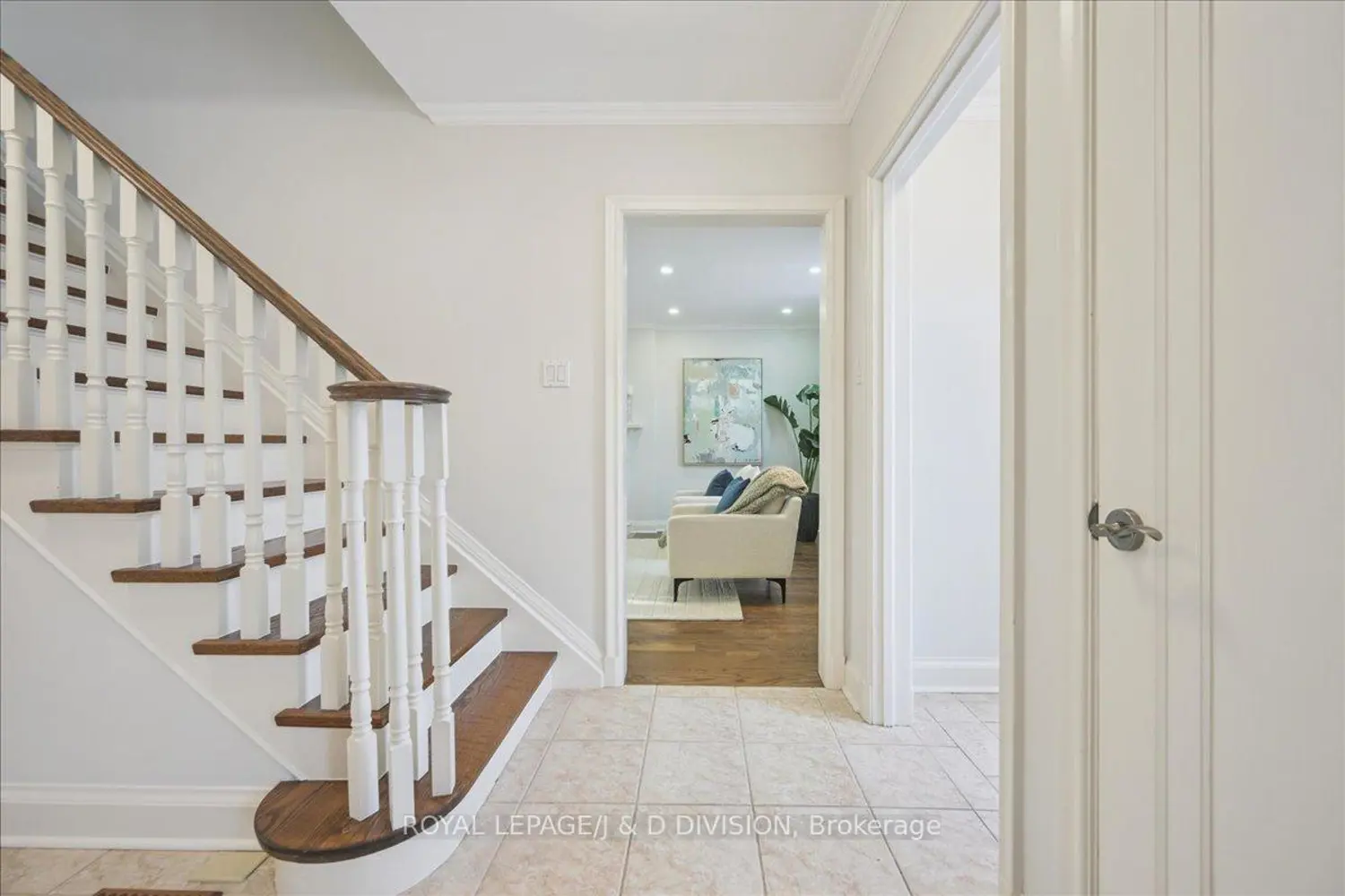 65 Chatsworth Drive