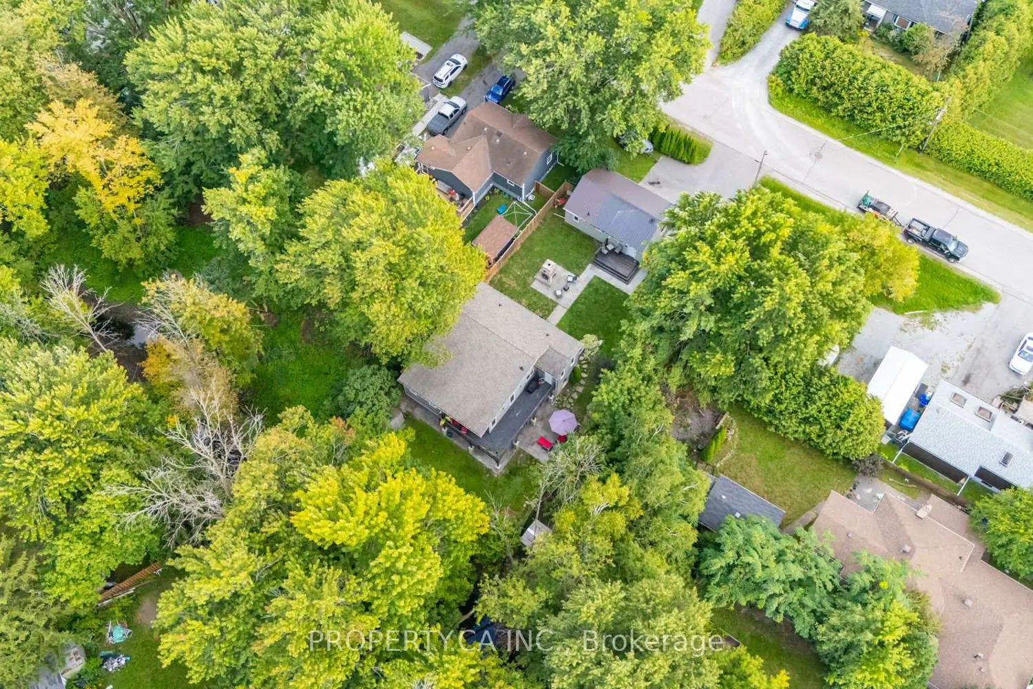 176 Pleasant Boulevard photo 2