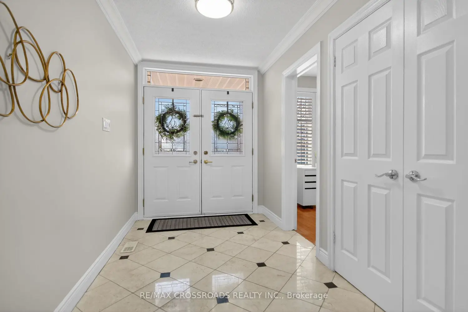 10 Tierney Drive photo 3