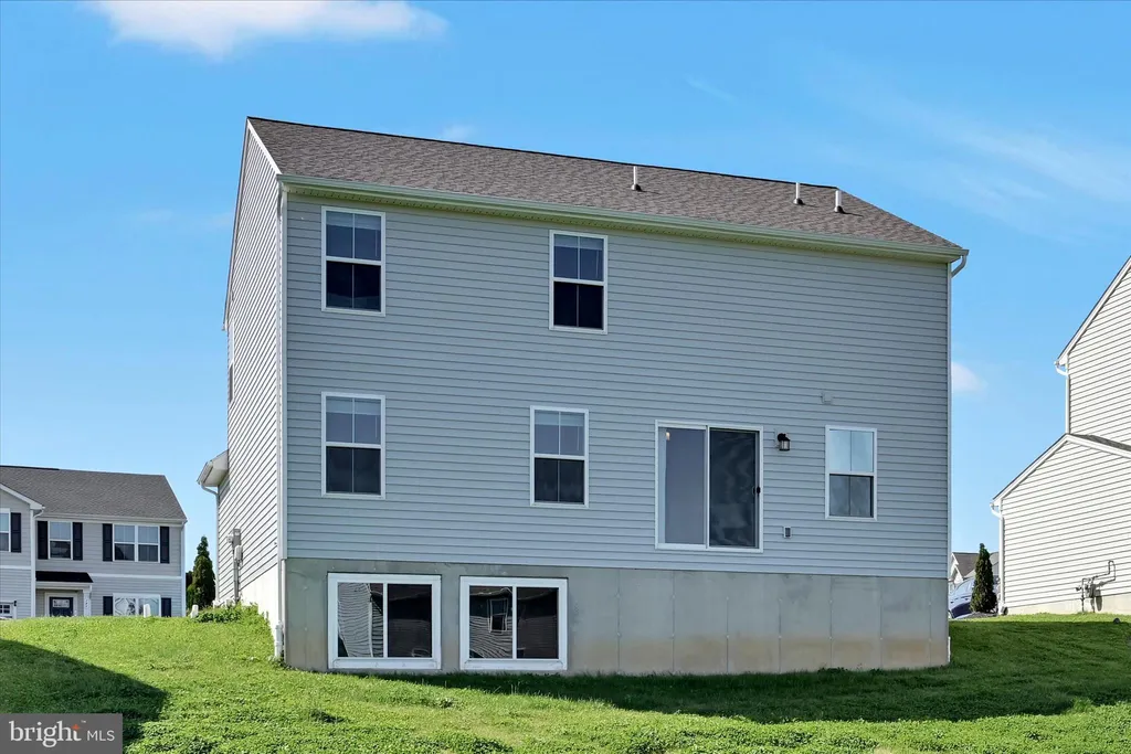 145 Appaloosa Drive, Marietta, PA 17547