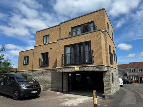 Beaufort Road, Staple Hill BS16