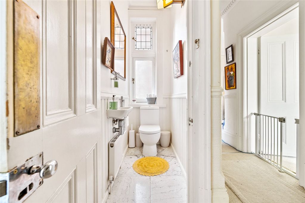 Additional image 14 of 4 bed flat for saleThe Drive, Hove, East Sussex BN3
