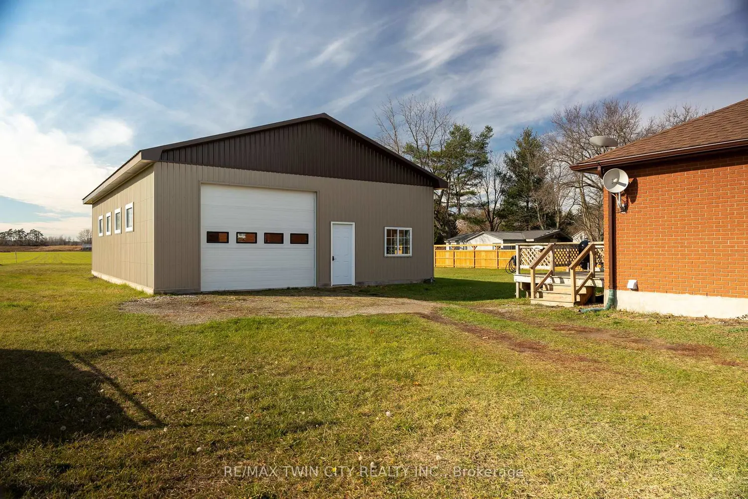 4595 Kelvin Road photo 5