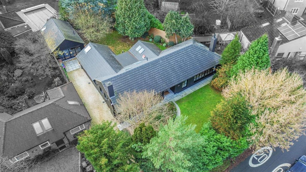 Additional image 48 of 4 bed detached bungalow for saleWatermill Lane, Hertford SG14