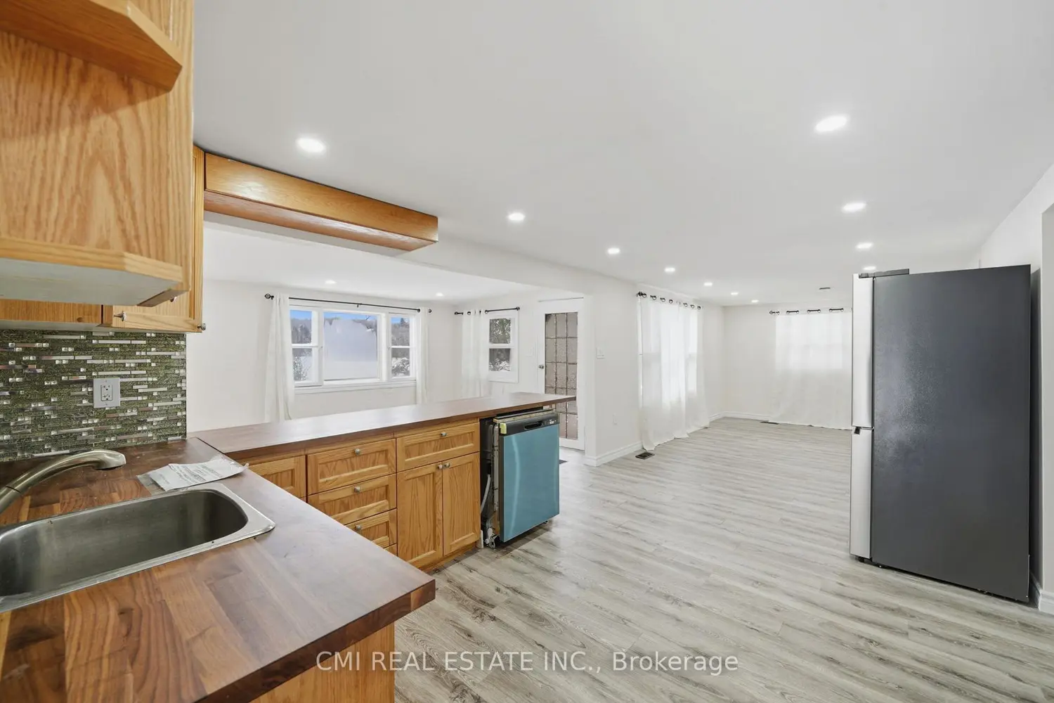 63 Sunnylea Avenue photo 5