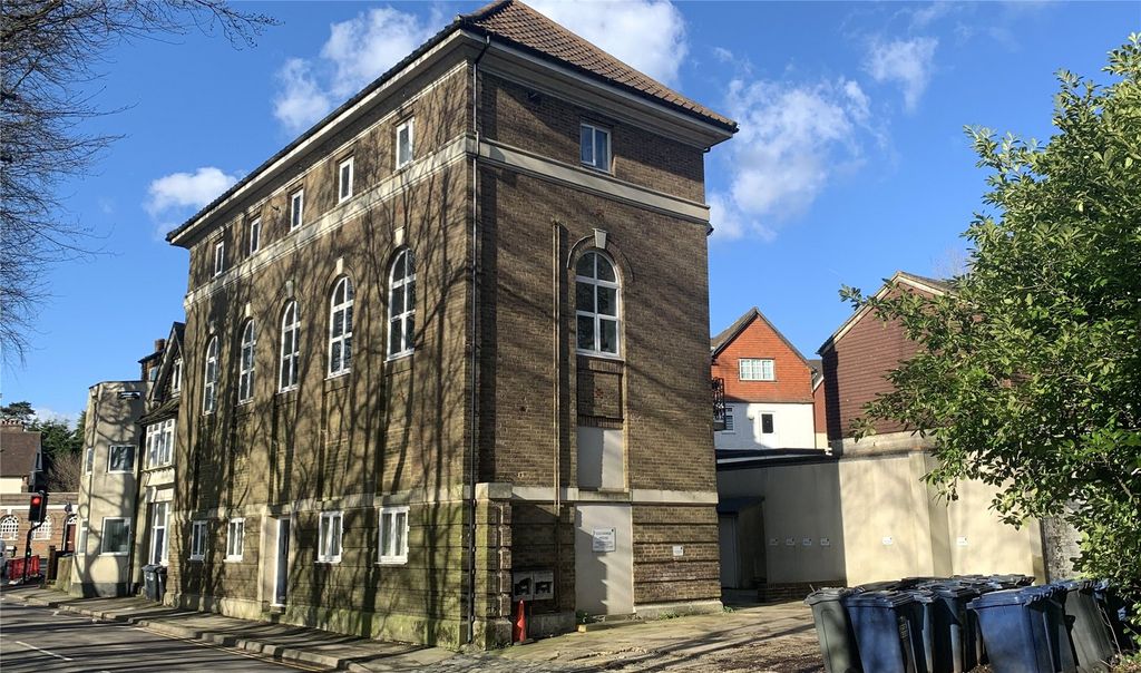 Additional image 10 of 1 bed flat for saleHindhead, Surrey GU26
