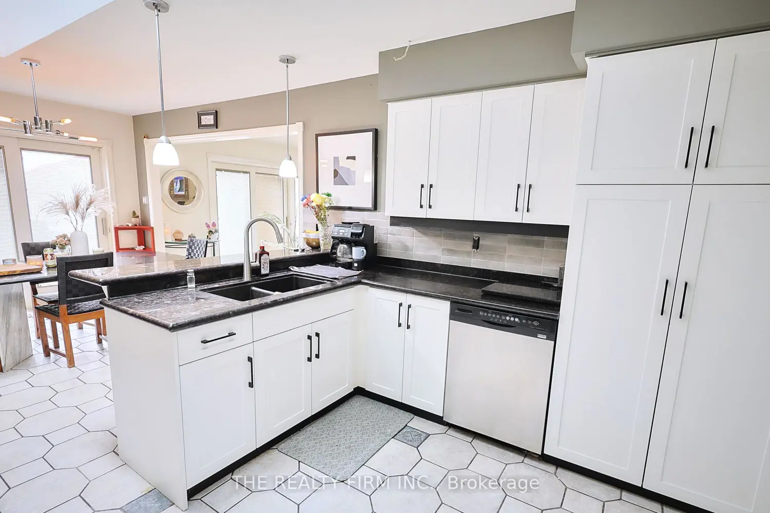 Additional image 9 of 10308 Greenpark Road