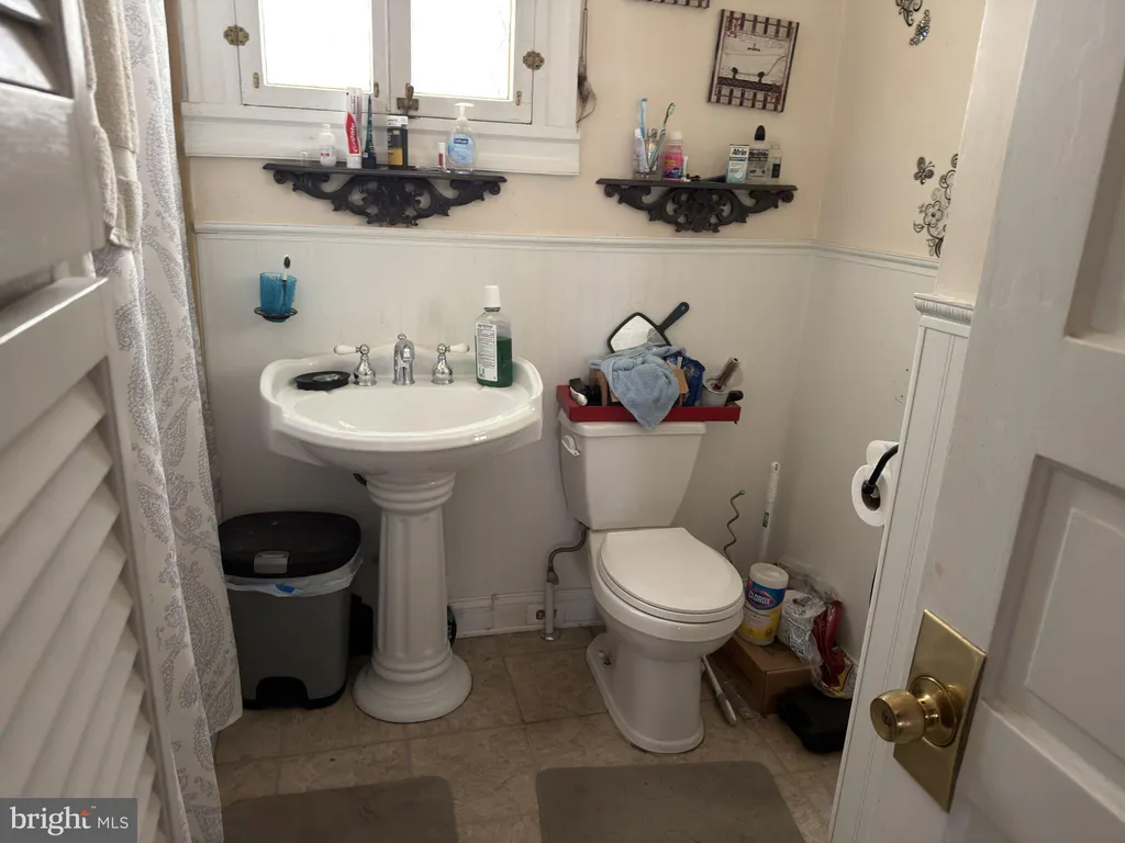 1719 Selma Avenue, Baltimore, MD 21227 photo 4