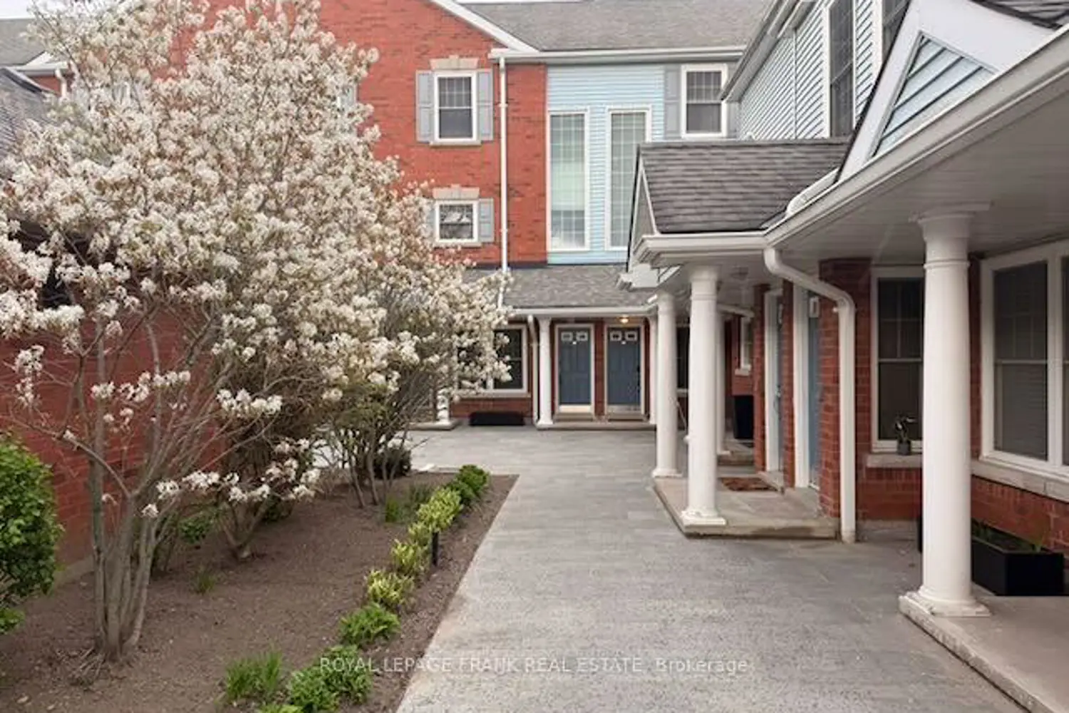 1665 Nash Road E12 photo 3