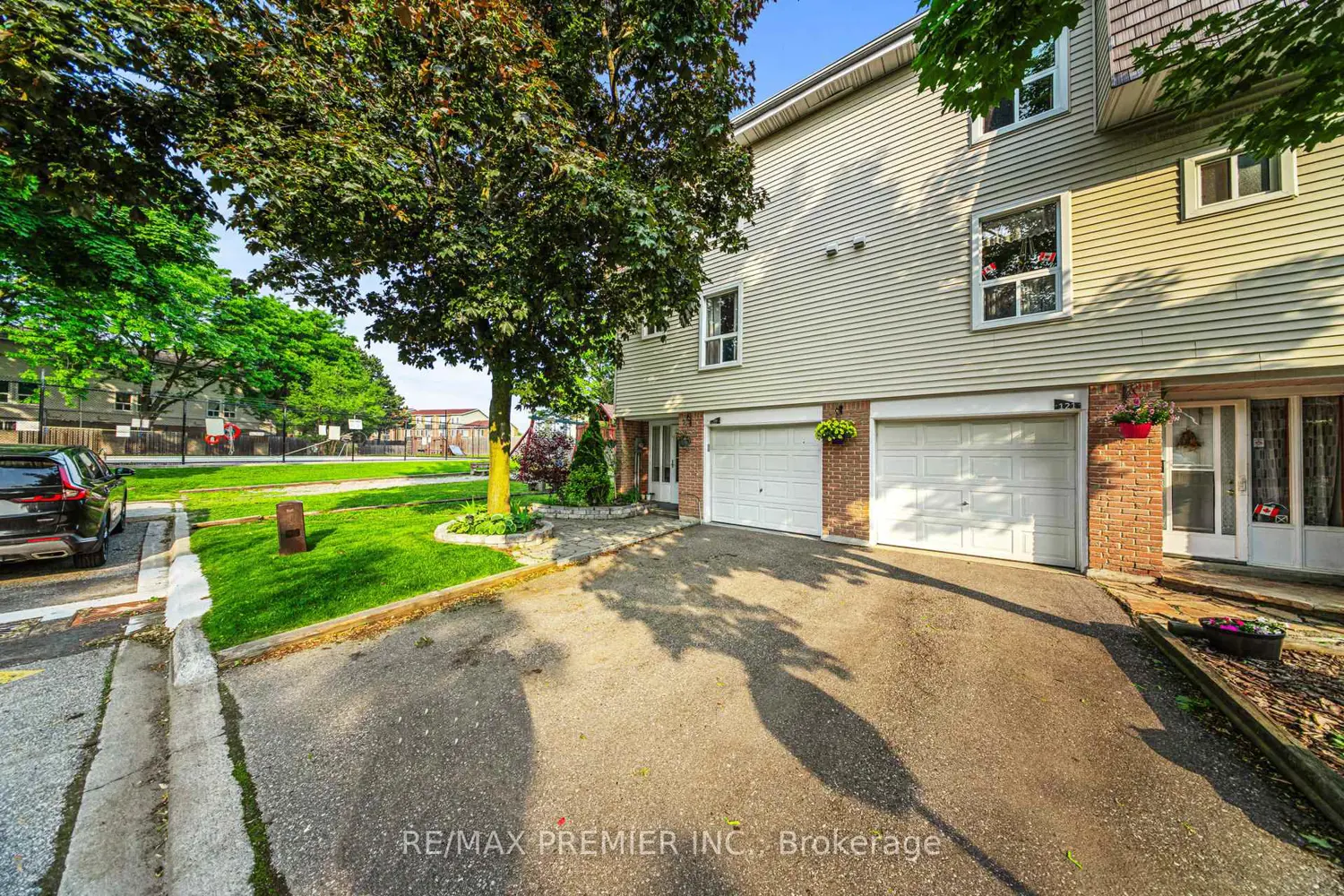 120 Ellerslie Road photo 3
