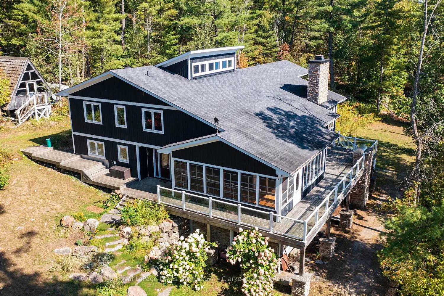 1064 Road 3200 photo 2