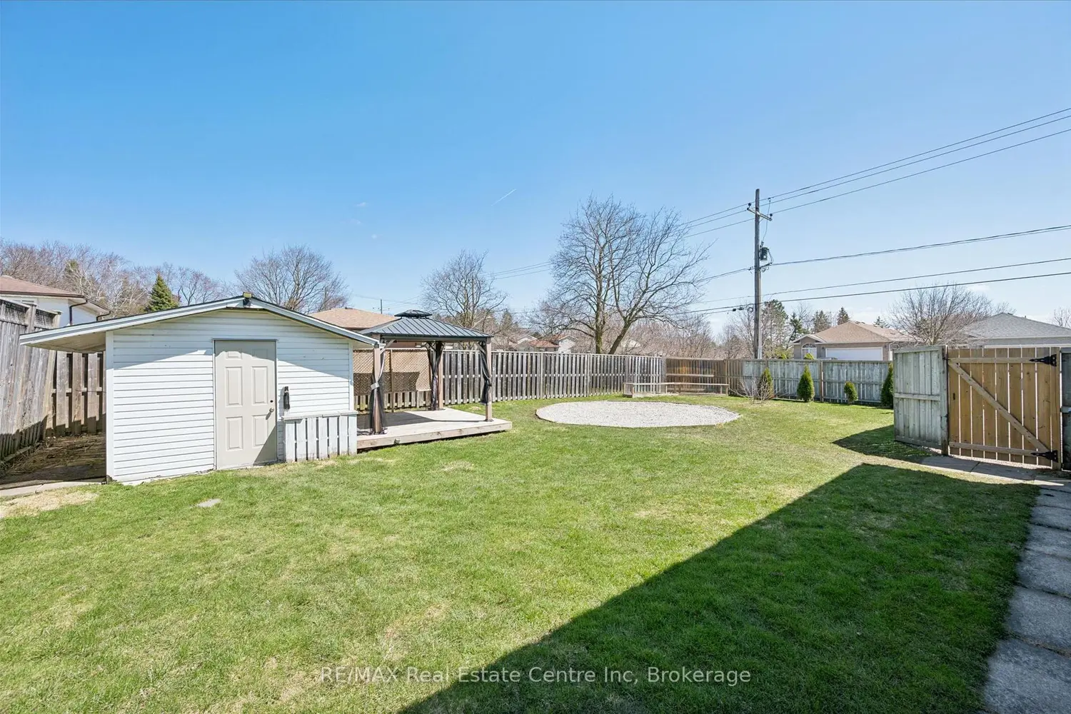 6 Eastview Road photo 2