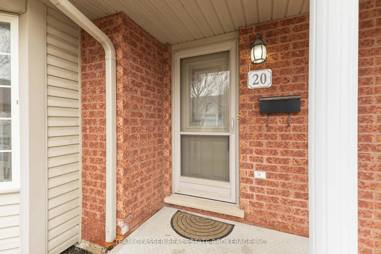 1555 Highbury Avenue 20 photo 3