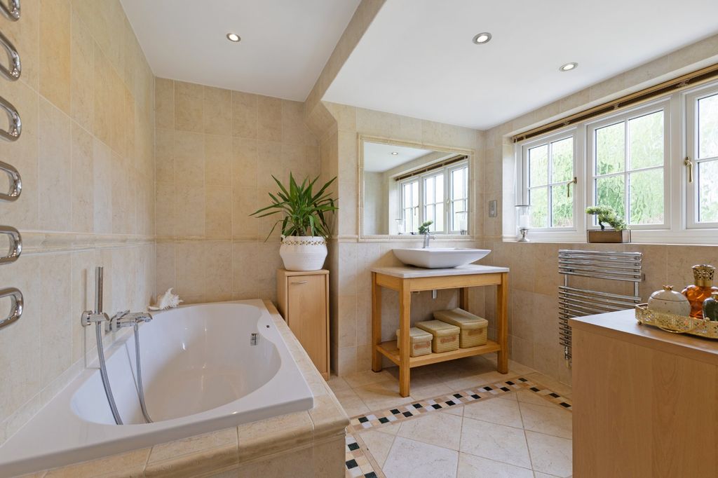Additional image 10 of 4 bed detached house for saleRookwood Park, Horsham, West Sussex RH12