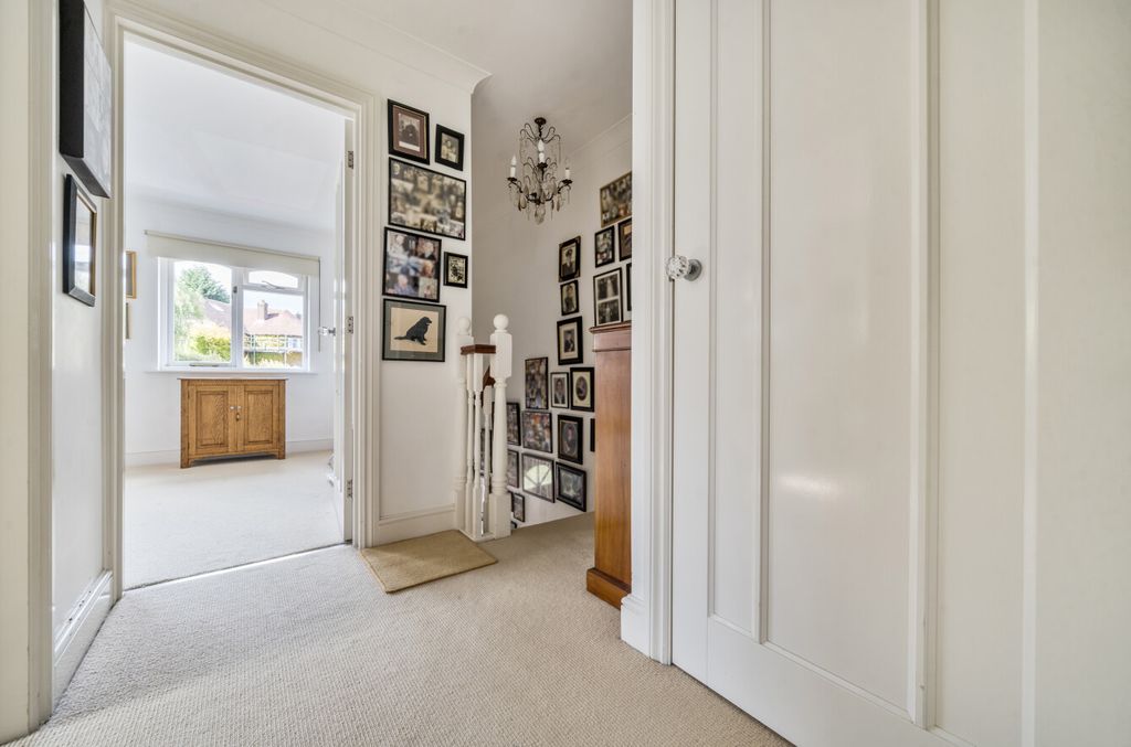 Additional image 7 of 2 bed end terrace house for saleCollege Hill, Haslemere, Surrey GU27
