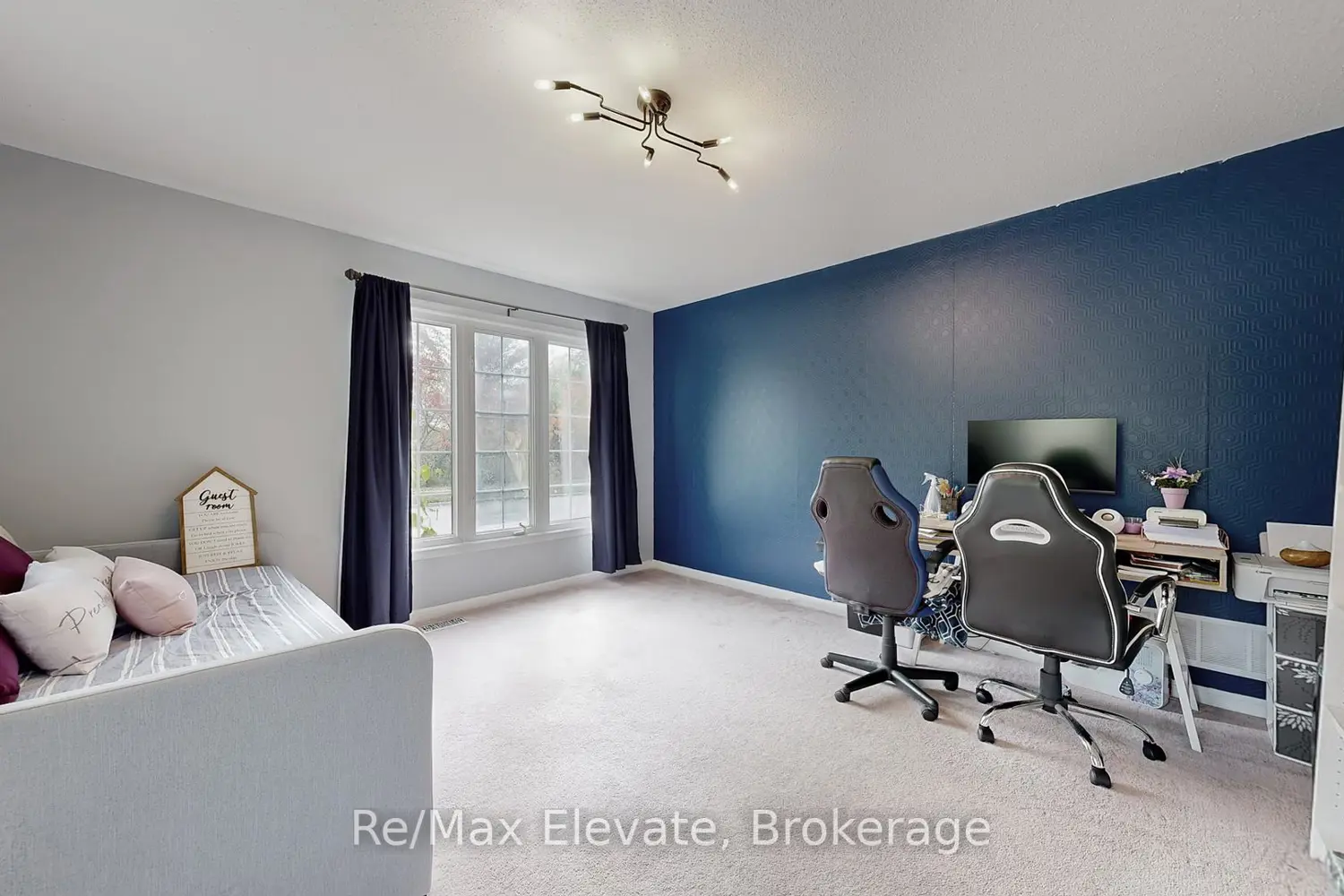 44 Callander Crescent photo 2