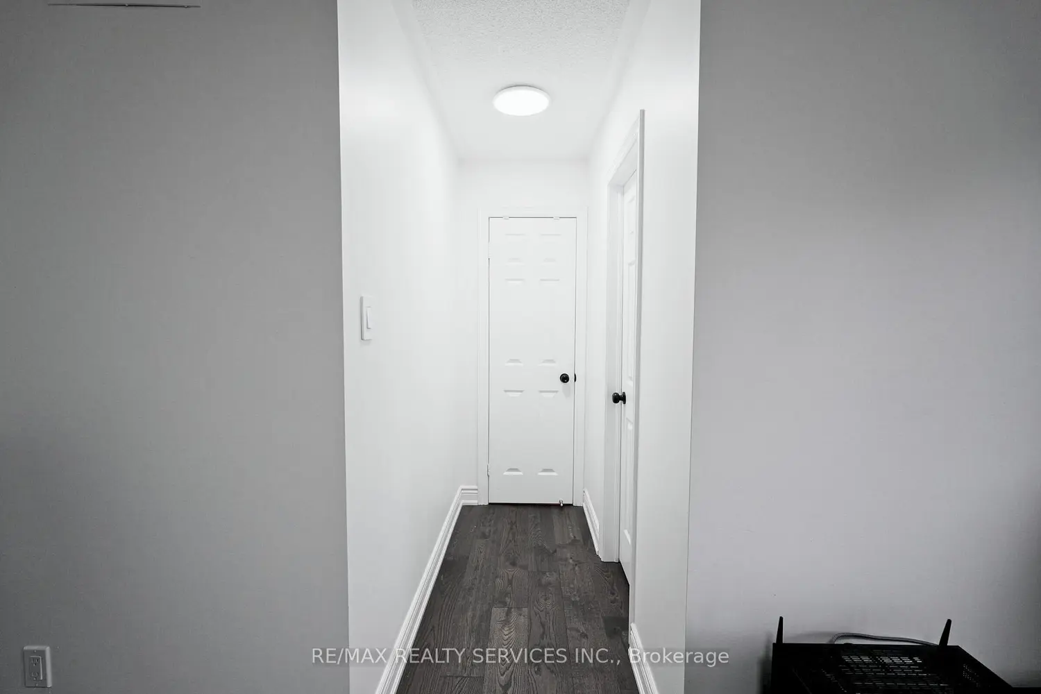 8 Yeoman Drive photo 3