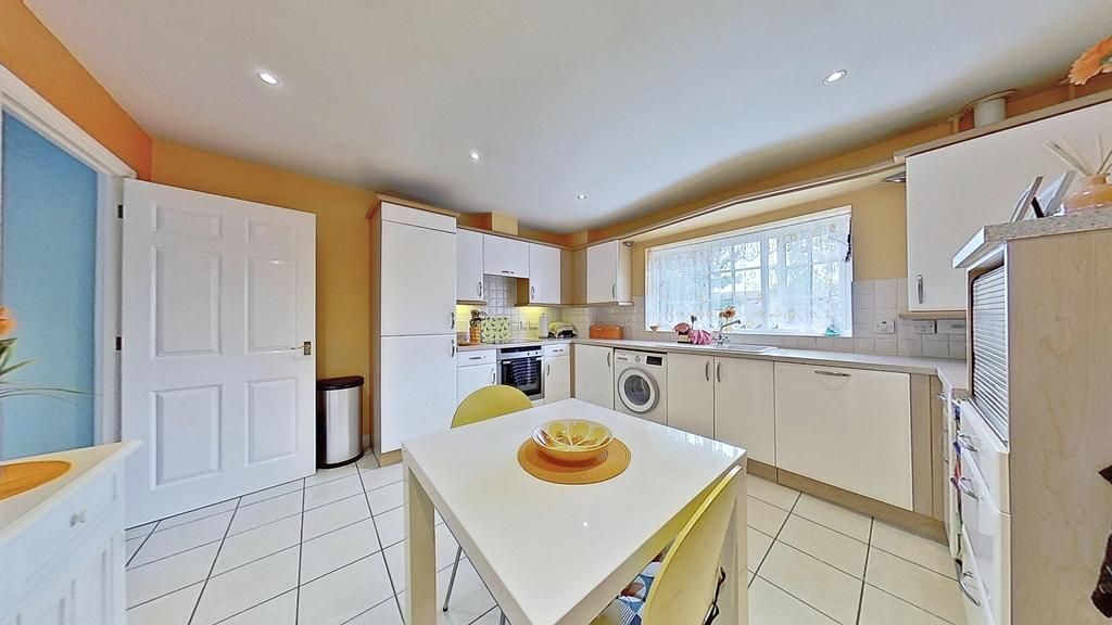 Additional image 5 of 3 bed flat for saleMaritime Avenue, Herne Bay CT6