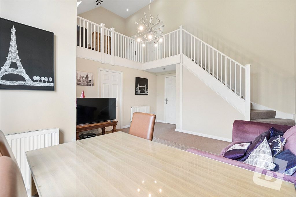 Additional image 8 of 3 bed flat for saleKidman Close, Gidea Park, Romford RM2