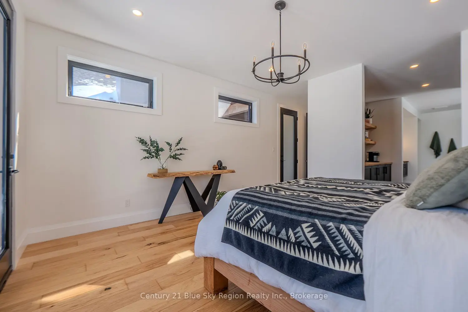 238 Niagara Road photo 2