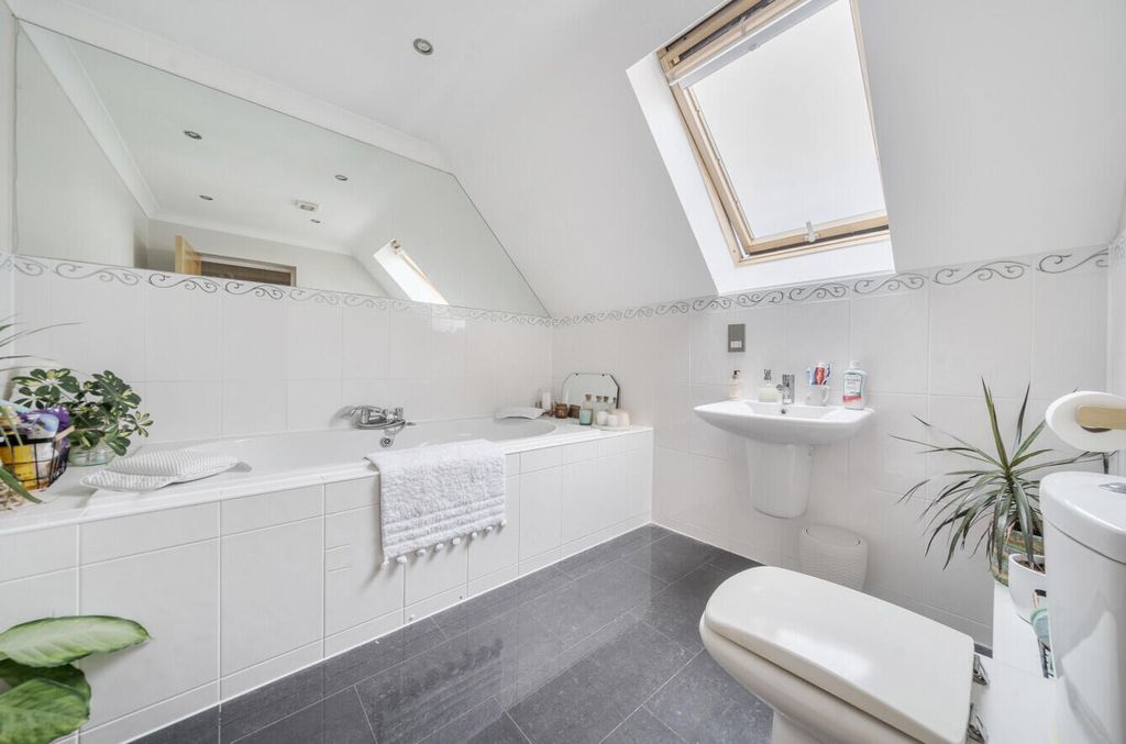 Additional image 15 of 2 bed flat for saleRidgeway Cliff, Herne Bay CT6