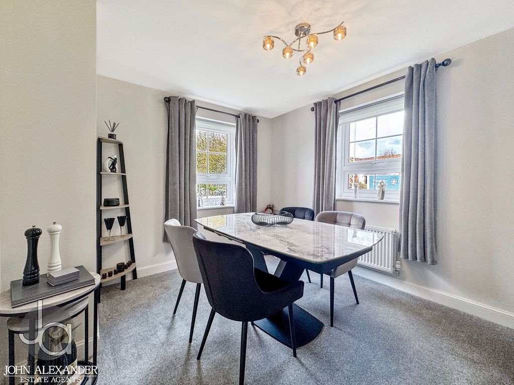 Additional image 9 of 4 bed detached house for salePrimrose Avenue, Dovercourt CO12