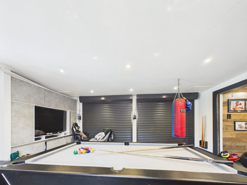 Additional image 18 of 5 bed detached house for saleThe Coachings, Cliff Road, Hessle HU13