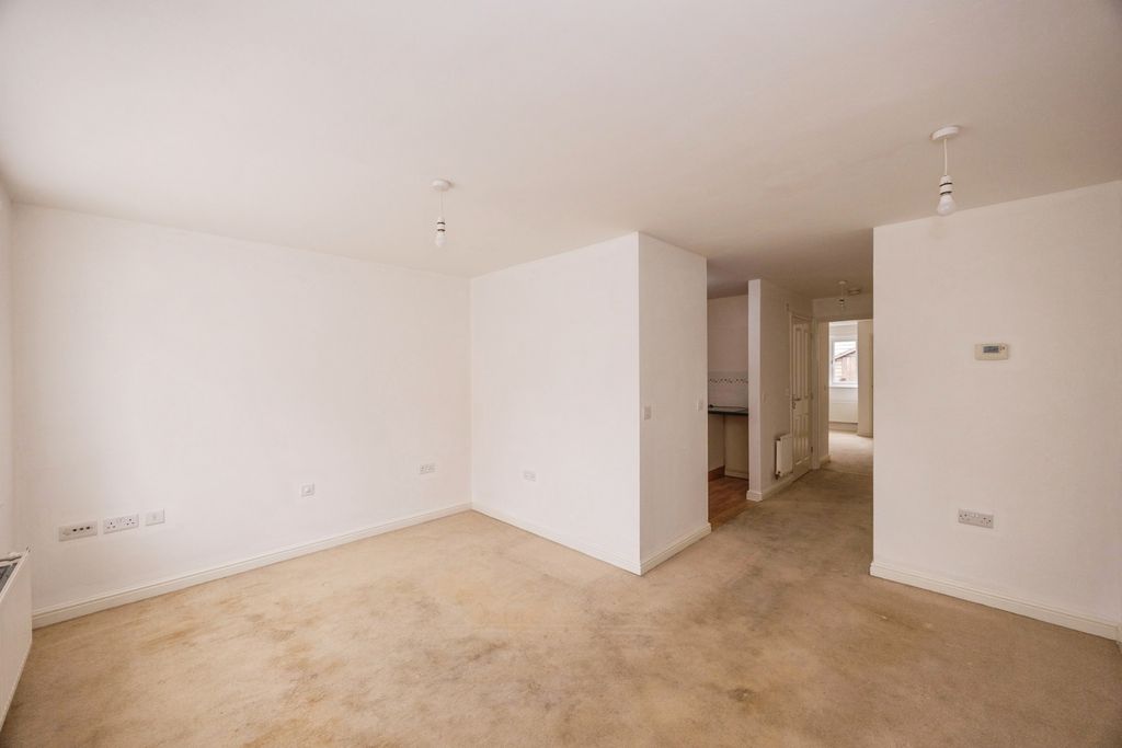 Additional image 3 of 1 bed flat for saleLittle Hackets, Havant, Hampshire PO9