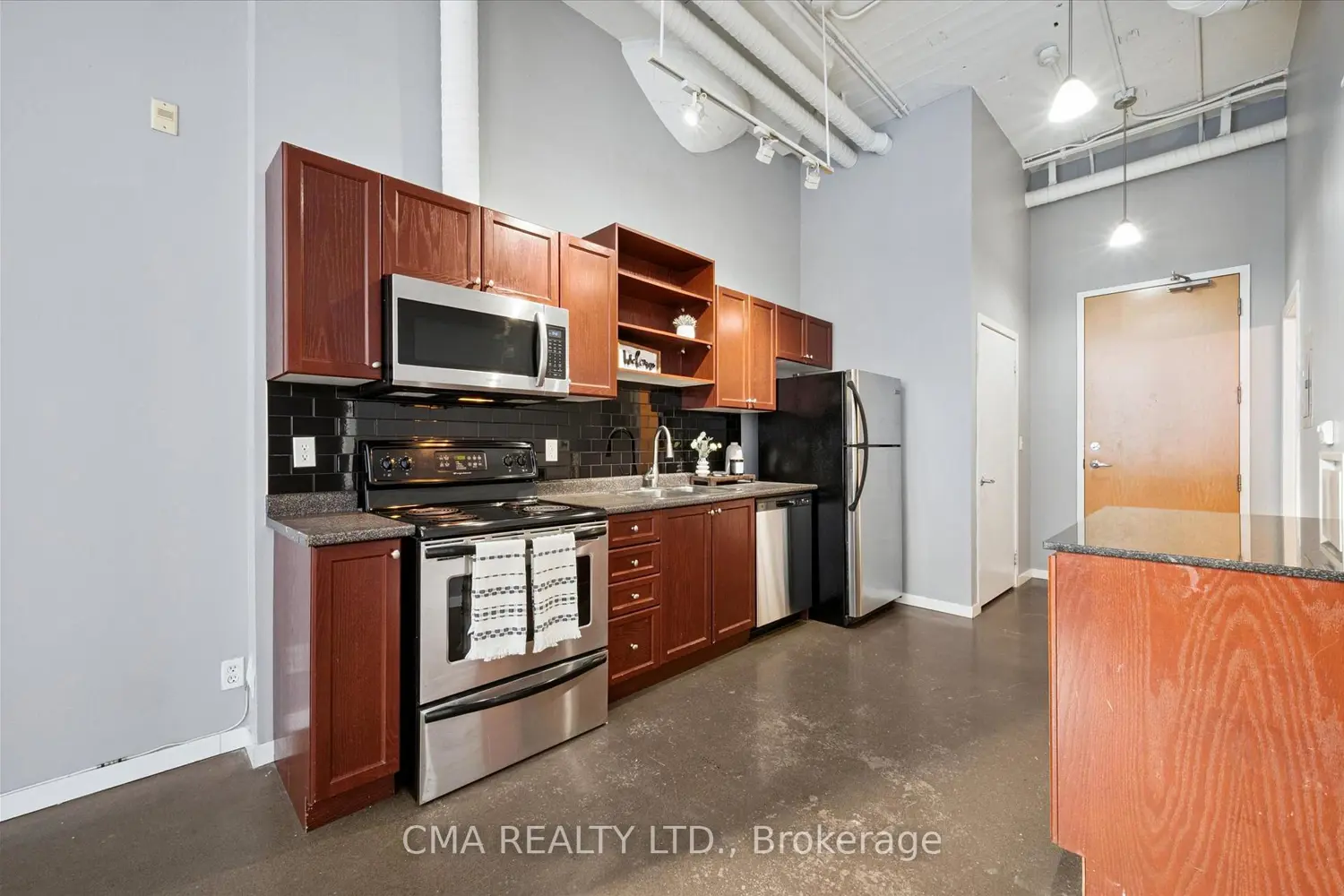 Additional image 5 of 410 King Street 218