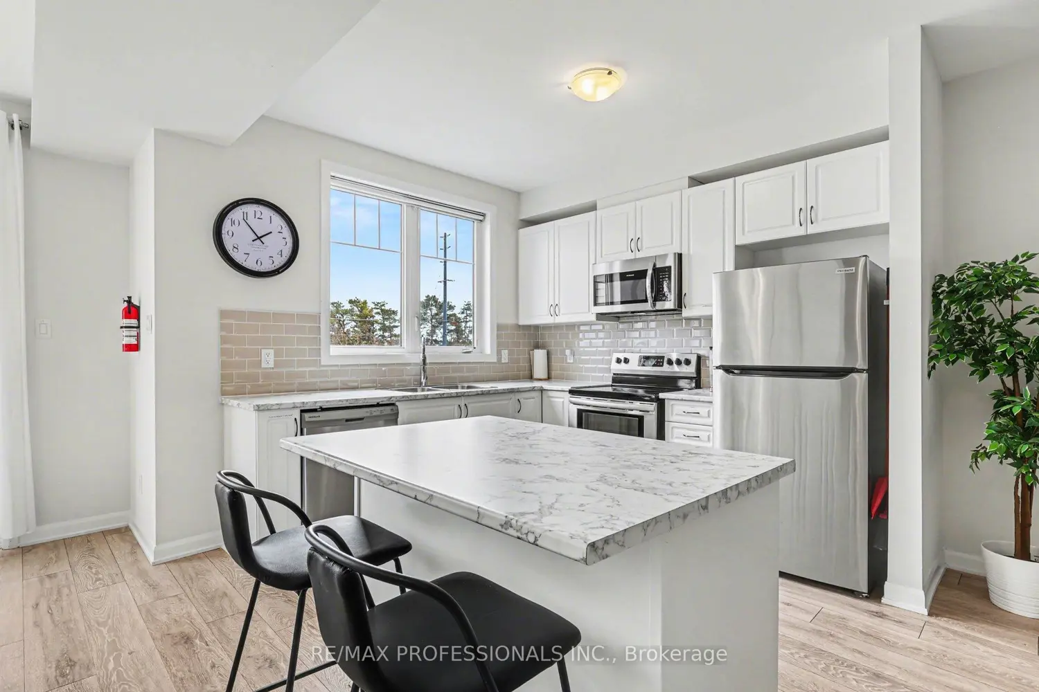 Additional image 6 of 919 Lixnaw Court