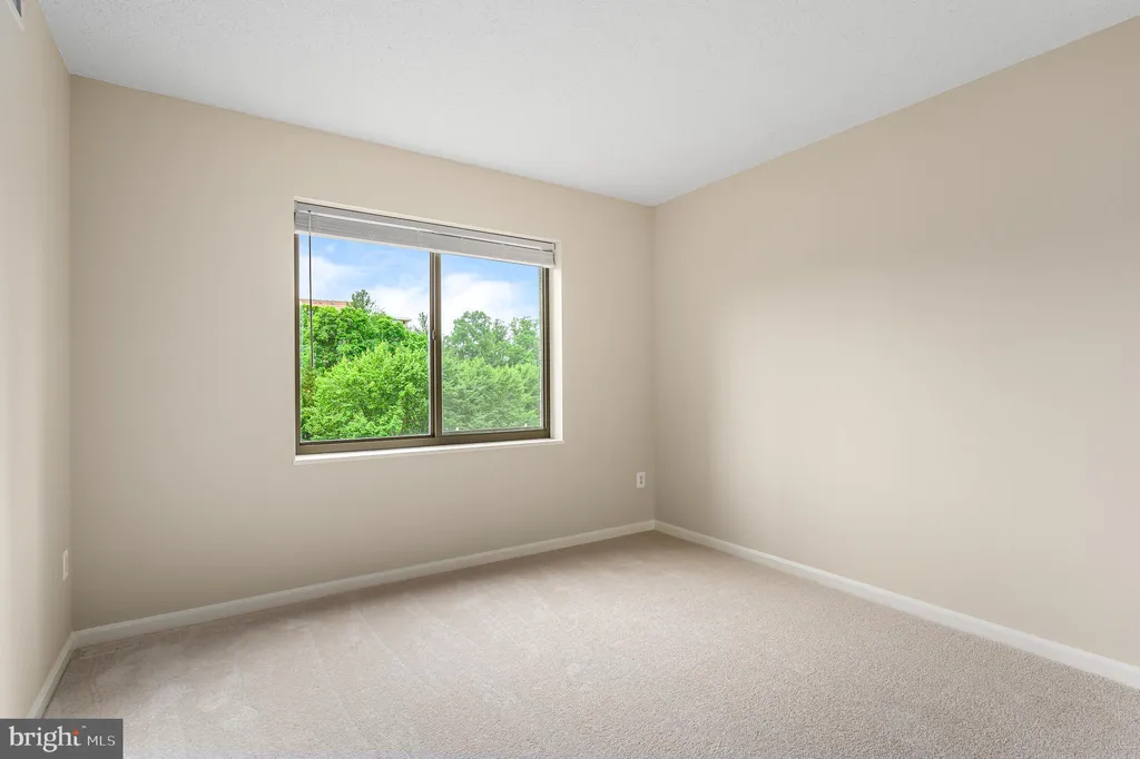 Additional image 14 of 19355 Cypress Ridge Terrace Unit 404, Leesburg, VA 20176