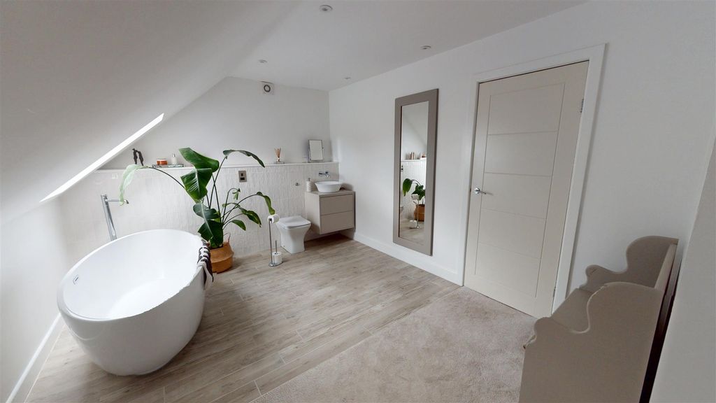 Additional image 14 of 5 bed detached house for saleVictoria Drive, Northowram, Halifax HX3