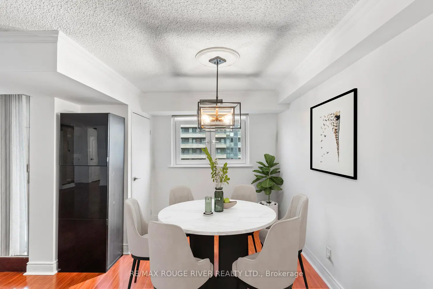 Additional image 9 of 40 Chichester Place 804