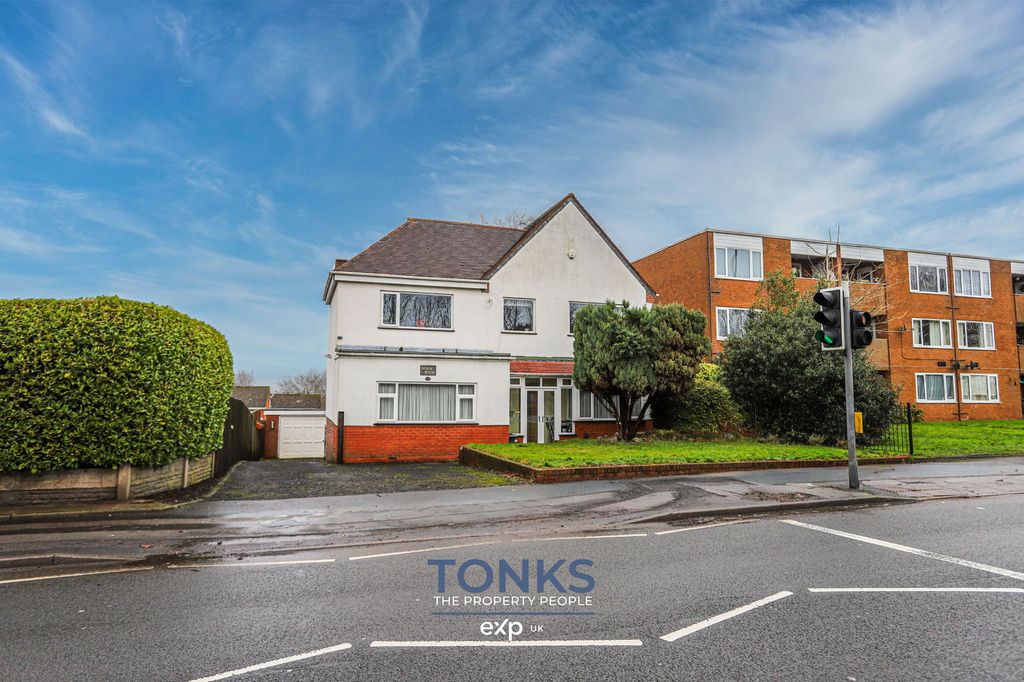 4 bed detached house for saleHagley Road West, Halesowen B62