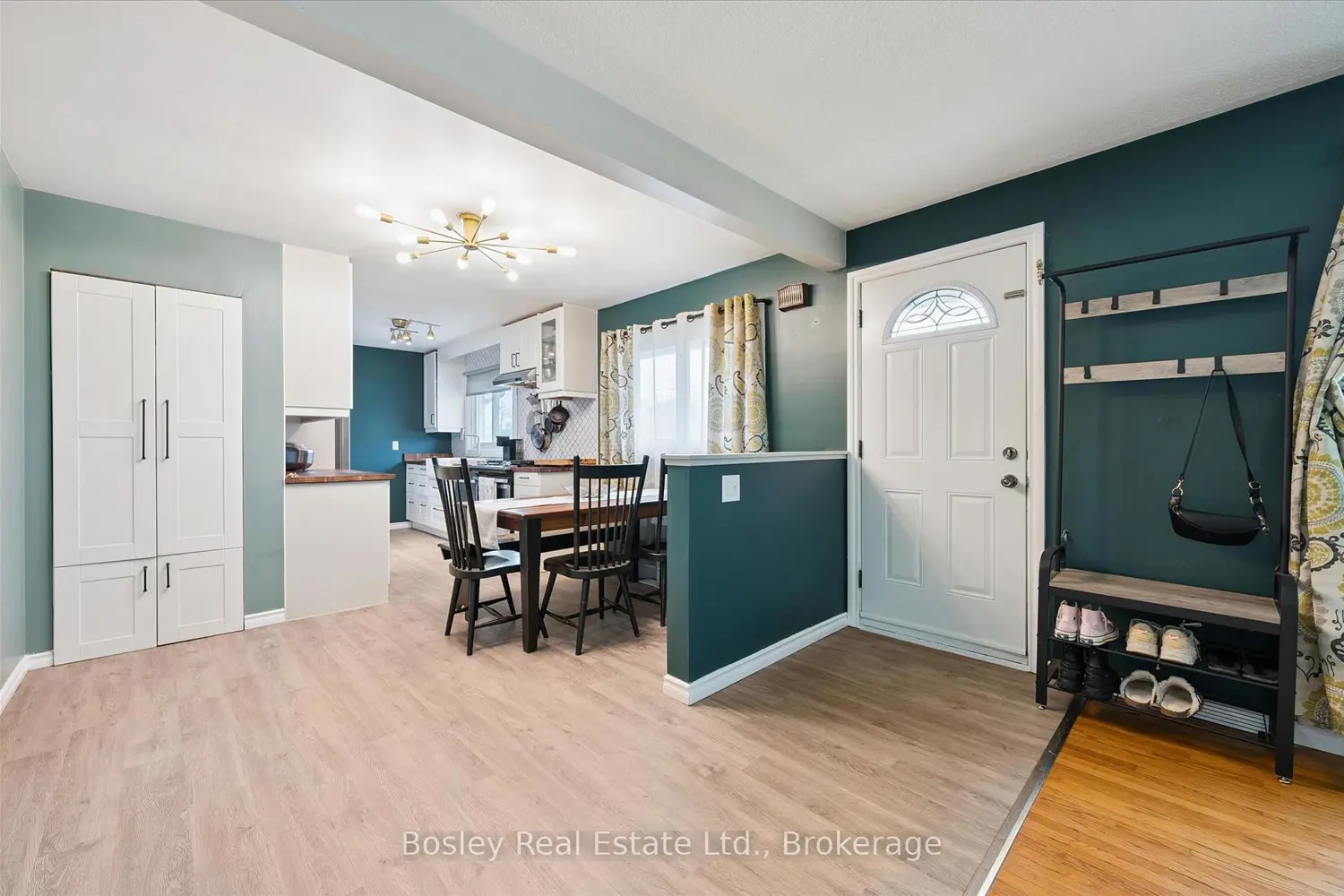 22 Delaware Avenue photo 5