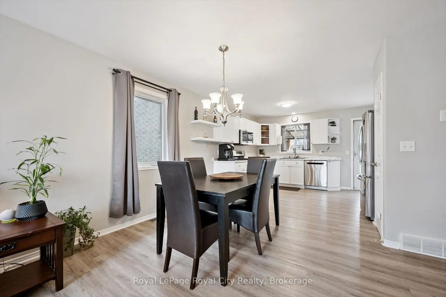 119 Meadowridge Drive