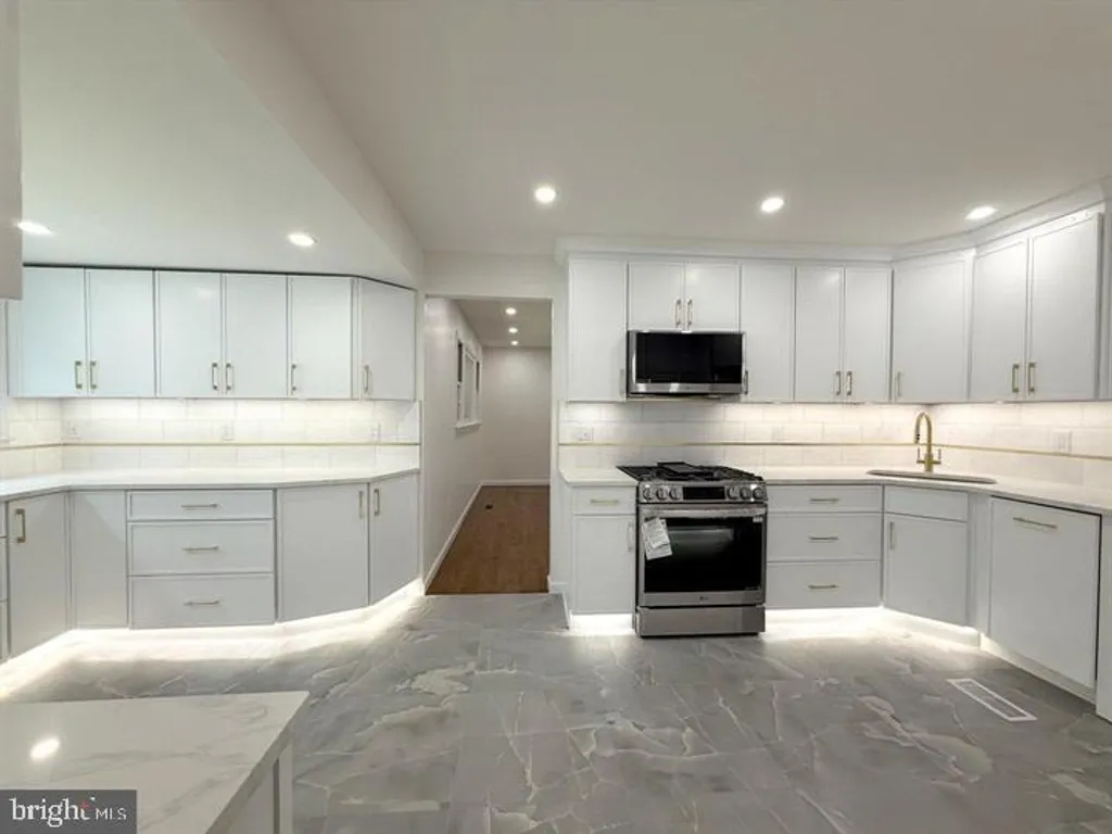 Additional image 4 of 355 Cherry Hill Boulevard, Cherry Hill, NJ 08002