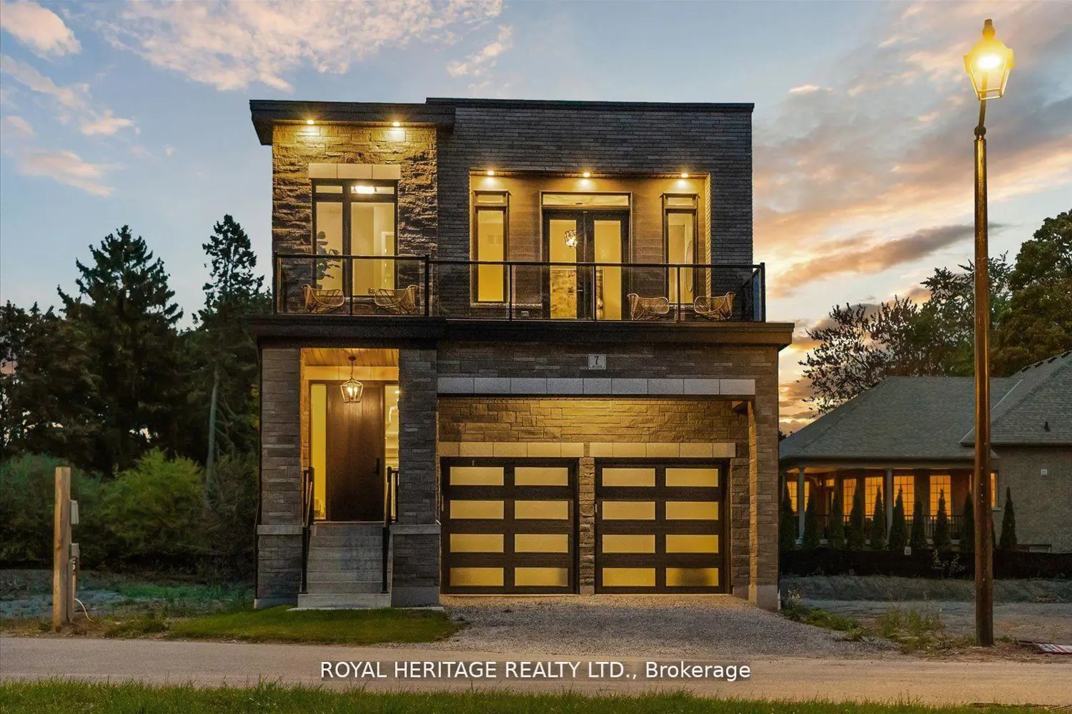 7 Inverlynn Way