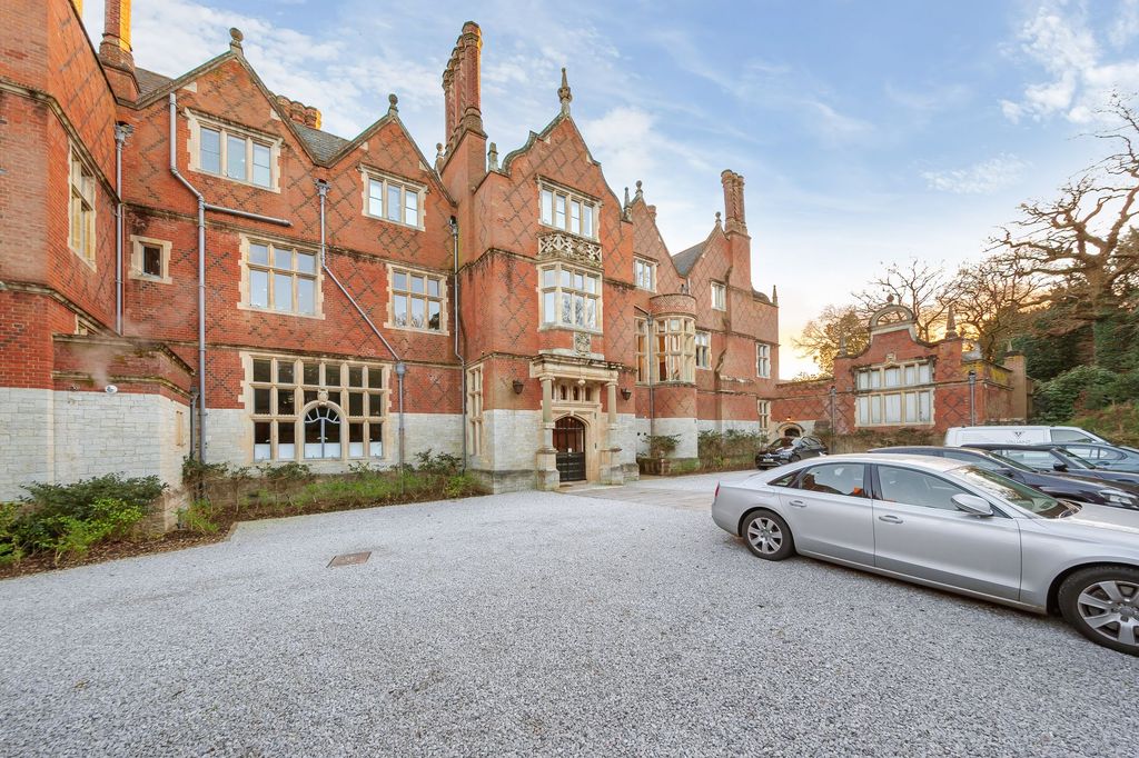 Additional image 2 of 2 bed flat for saleGoldings Hall, Waterford, Hertford SG14