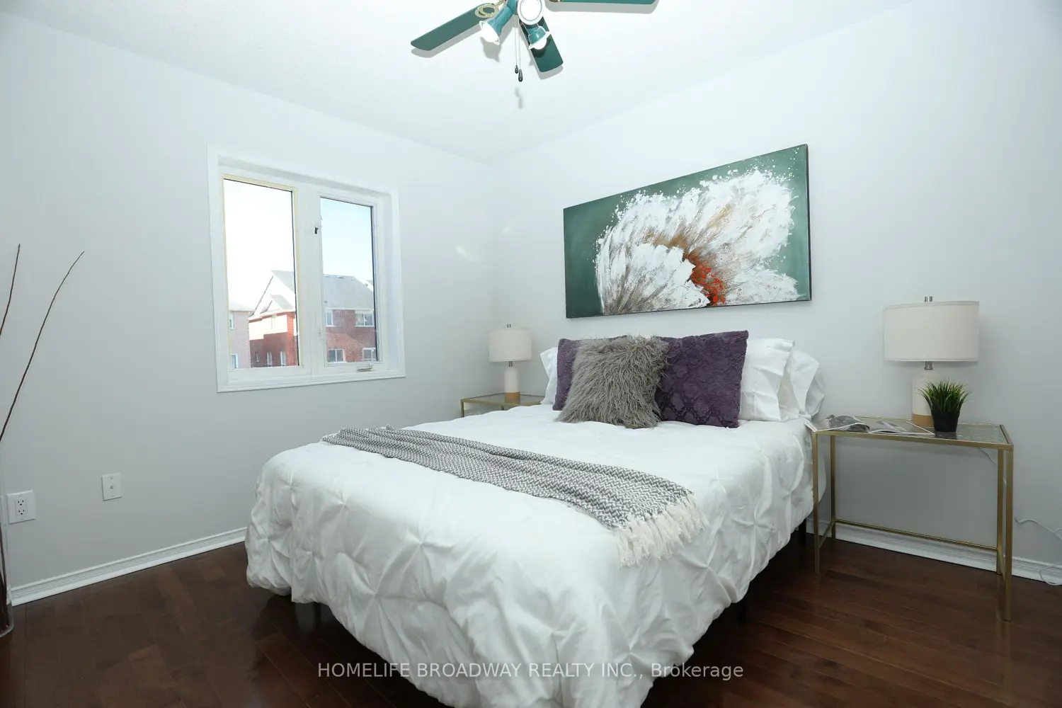 Additional image 8 of 378 Bur Oak Avenue