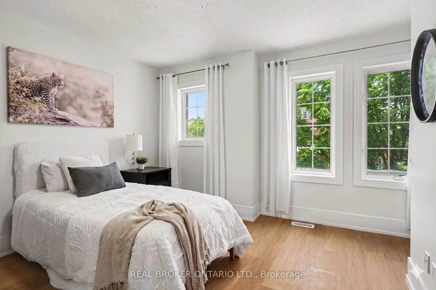 Additional image 6 of 16 Leitch Avenue