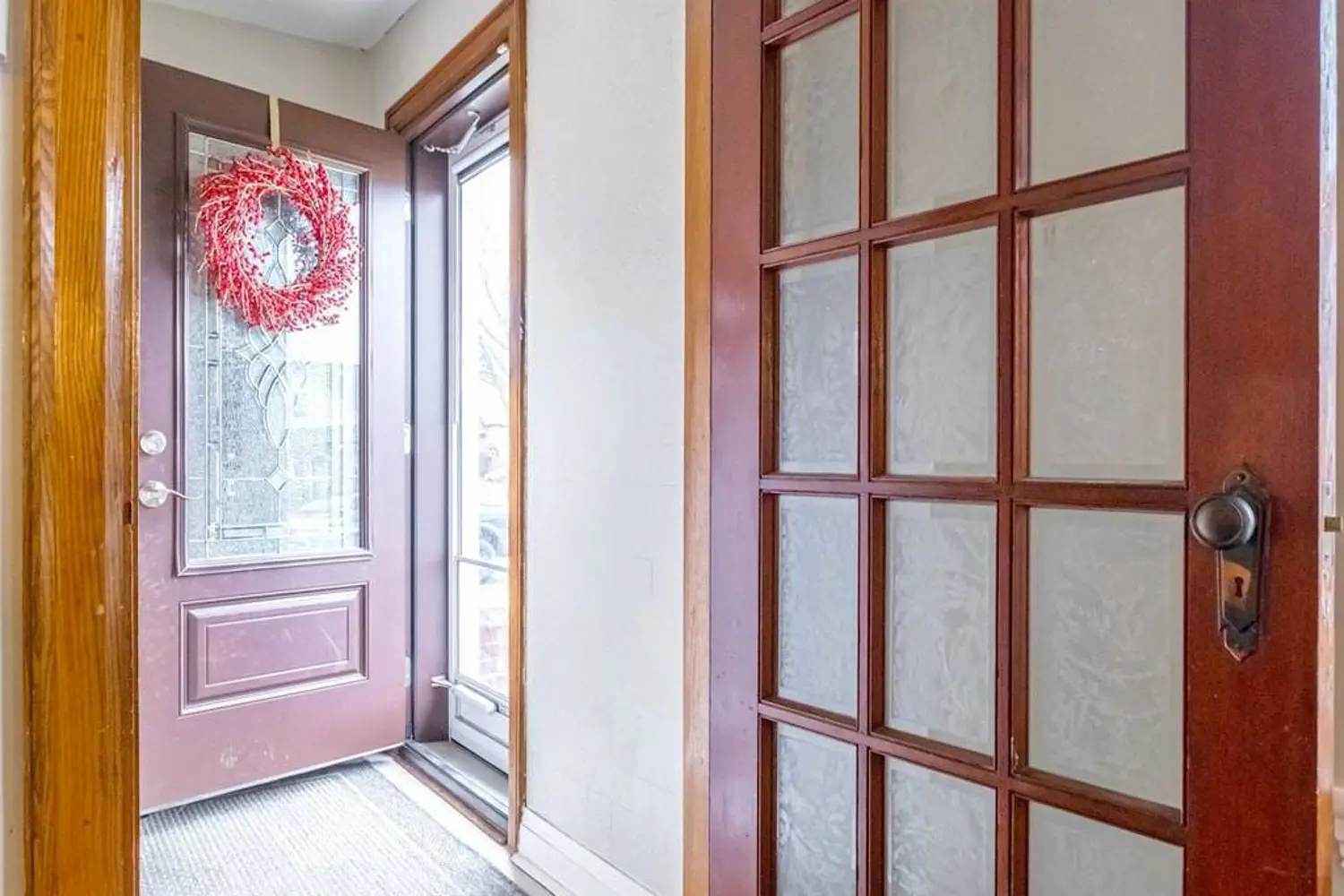 143 Huxley Avenue photo 2