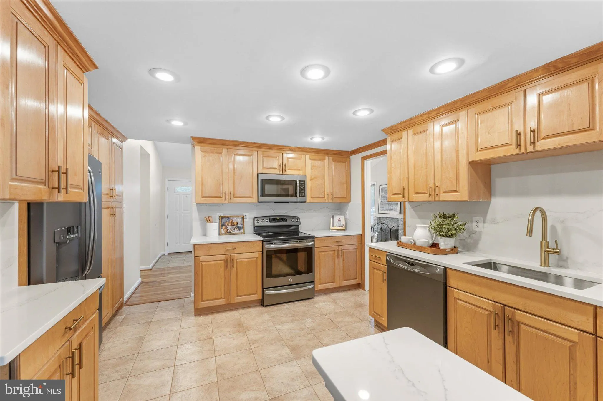 Additional image 42 of 125 Victoria Place, Sterling, VA 20164