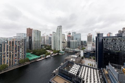 Arena Tower, London E14, Studio for sale