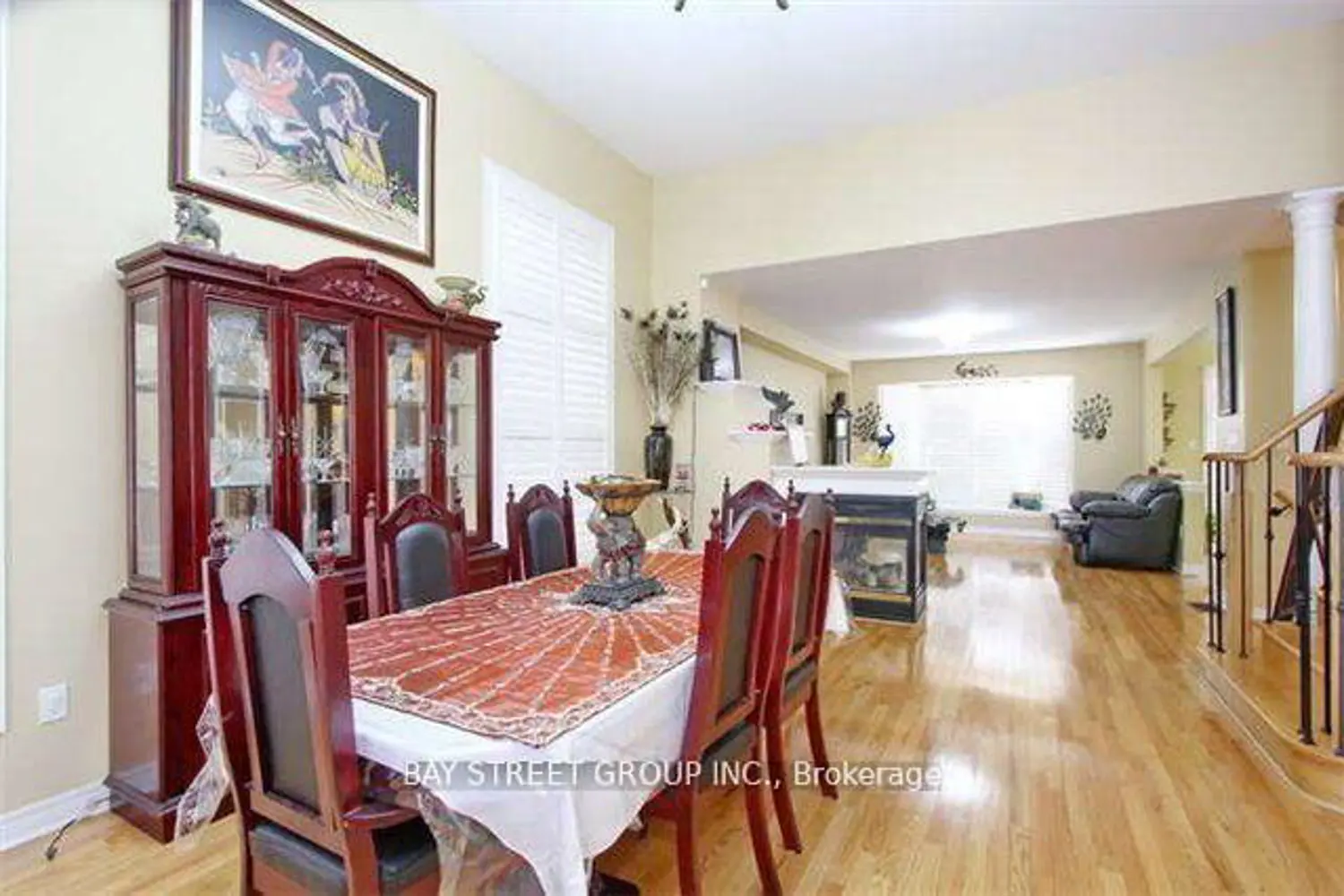6 Everingham Circle photo 2