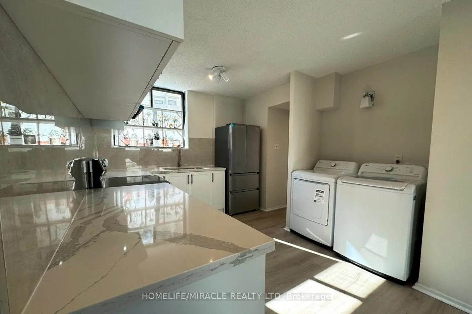 Additional image 3 of 665 Kennedy Road 303