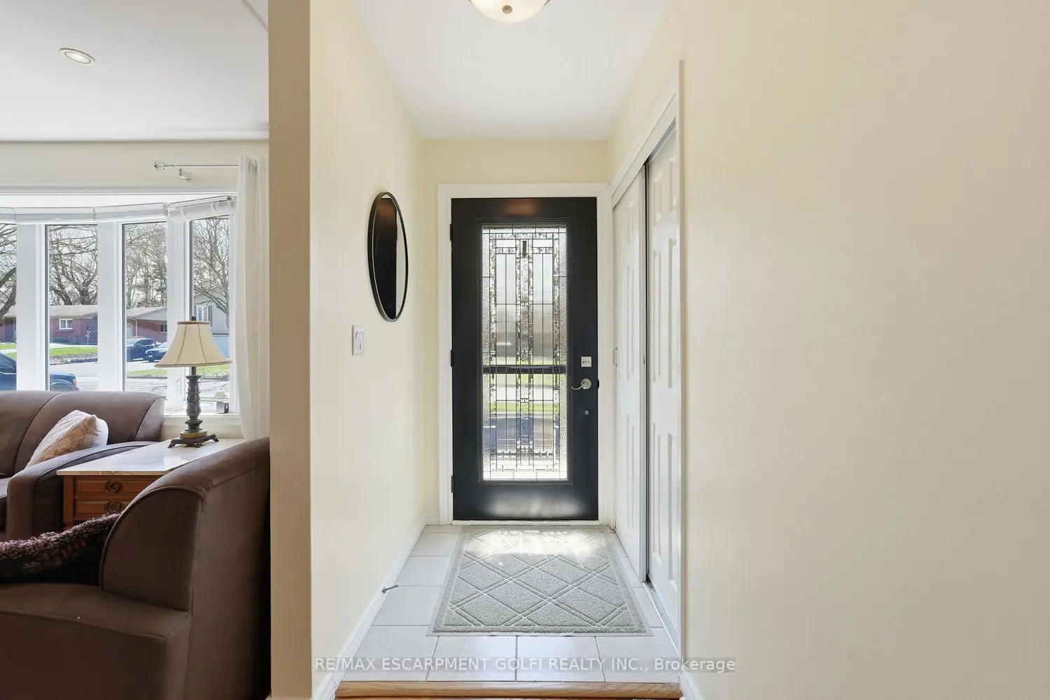 55 Berkley Crescent photo 3