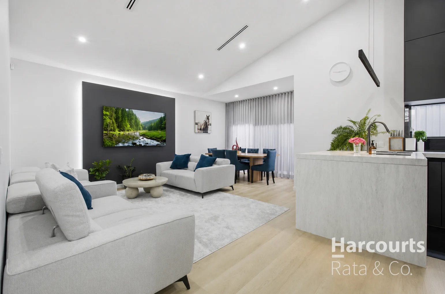 Craigieburn VIC 3064 photo 2