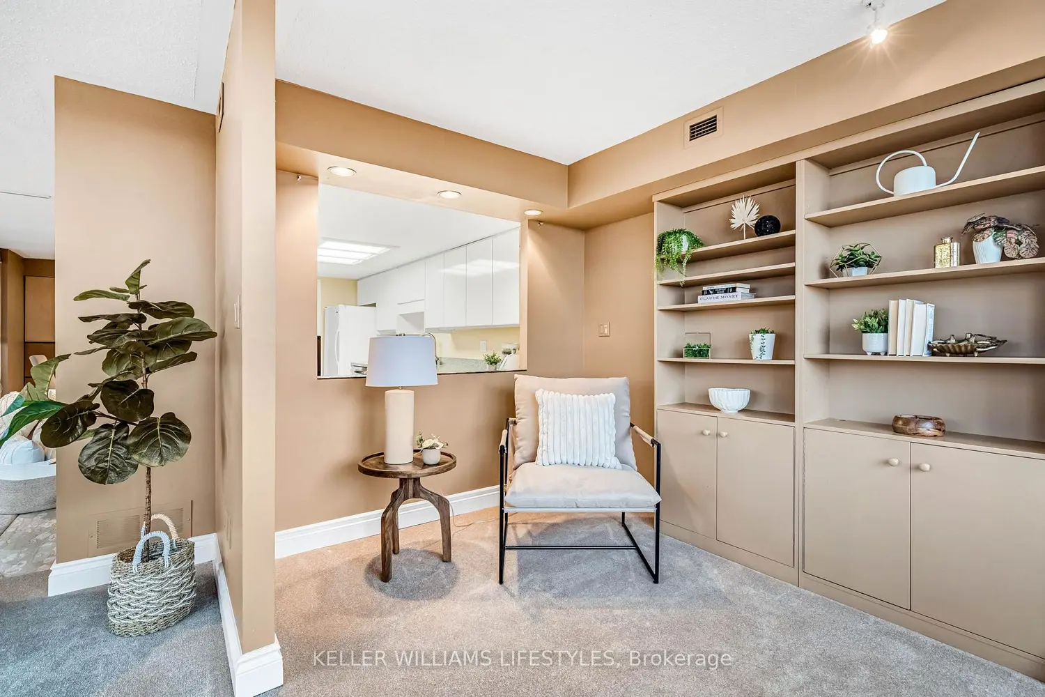7 Picton Street 1101 photo 3
